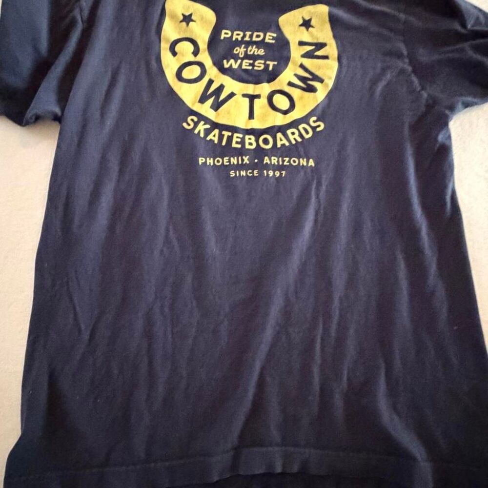 Cowtown Skateboards “Pride of the West” graphic tee i